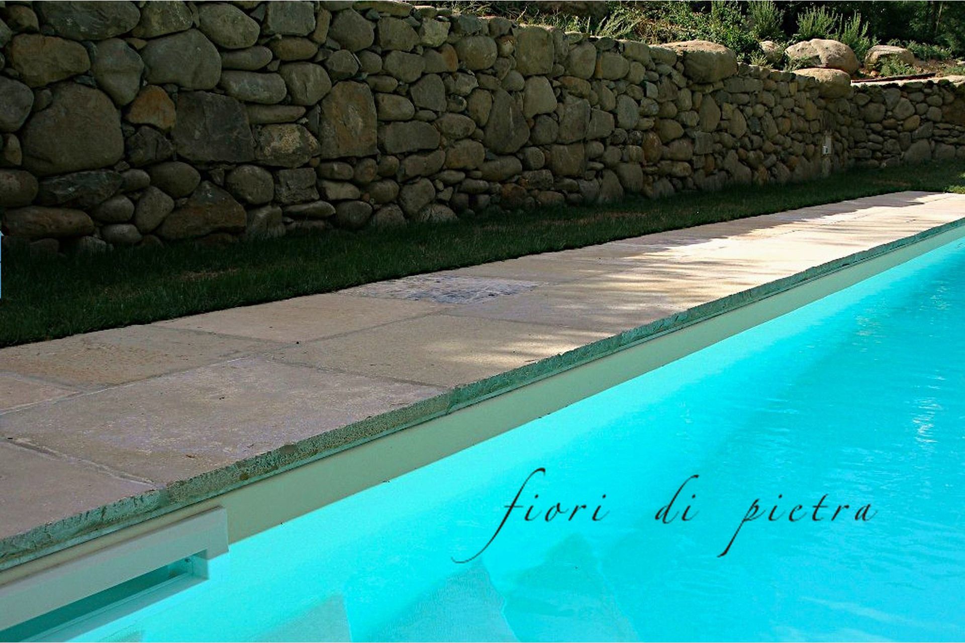 Realizzazione Piscine in pietra VECCHIA TOSCANA